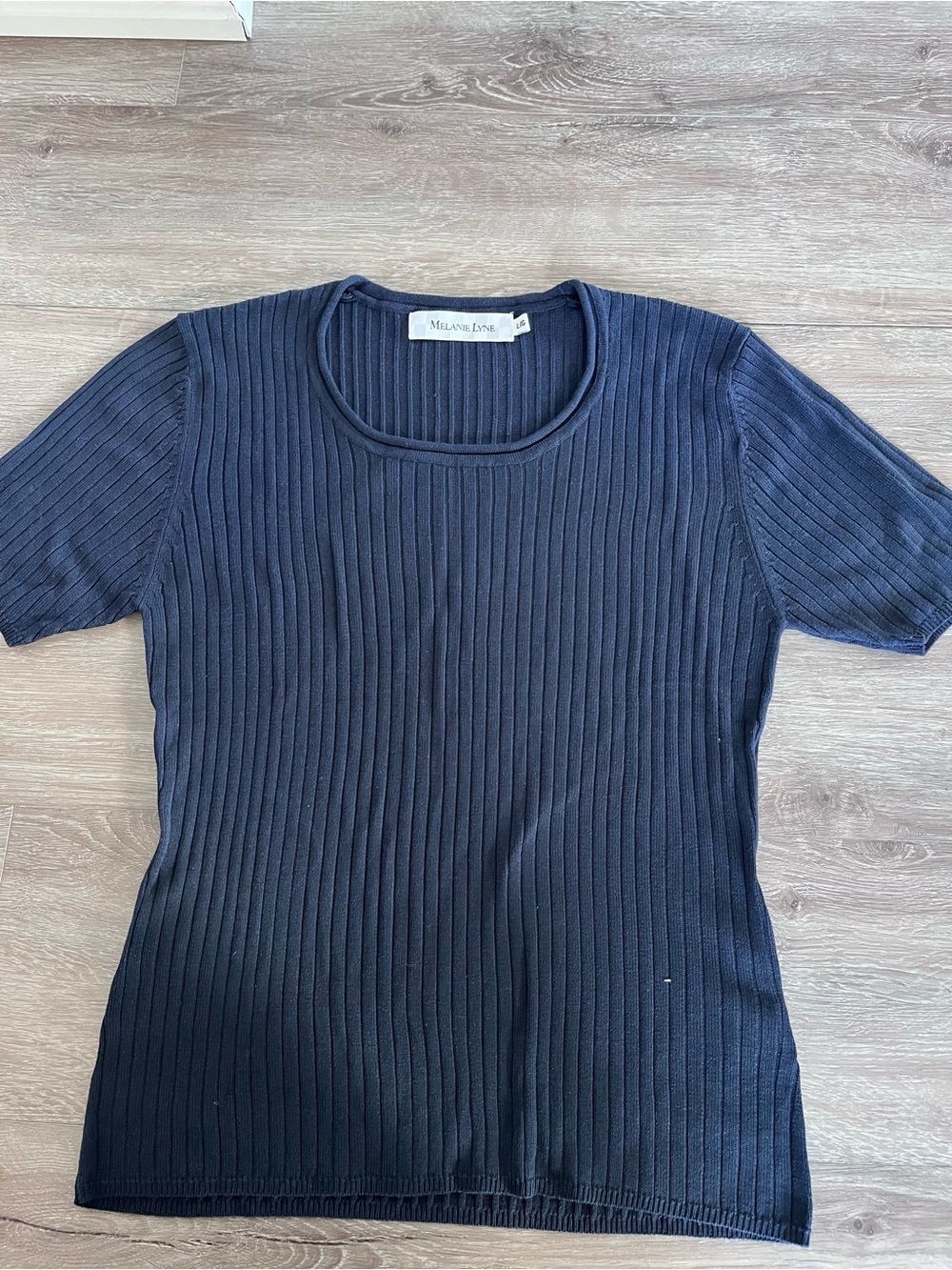 Melanie Lyne  Navy Ribbed Scoop-Neck Short Sleeve Top Size L